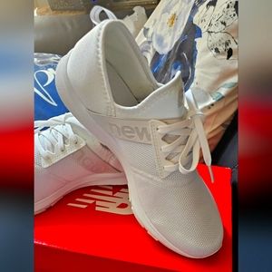 New Balance women sneakers